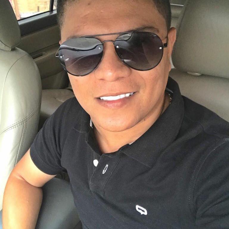 <em><strong>Carlos, Medellín</strong></em>