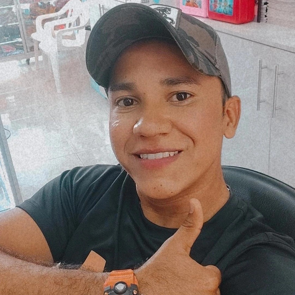 <strong>Cristian, Cali.</strong>