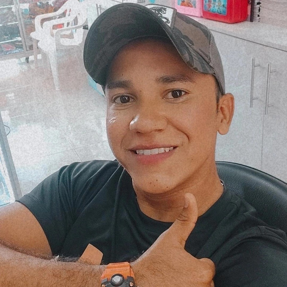 <strong>Alex T - Medellin</strong>